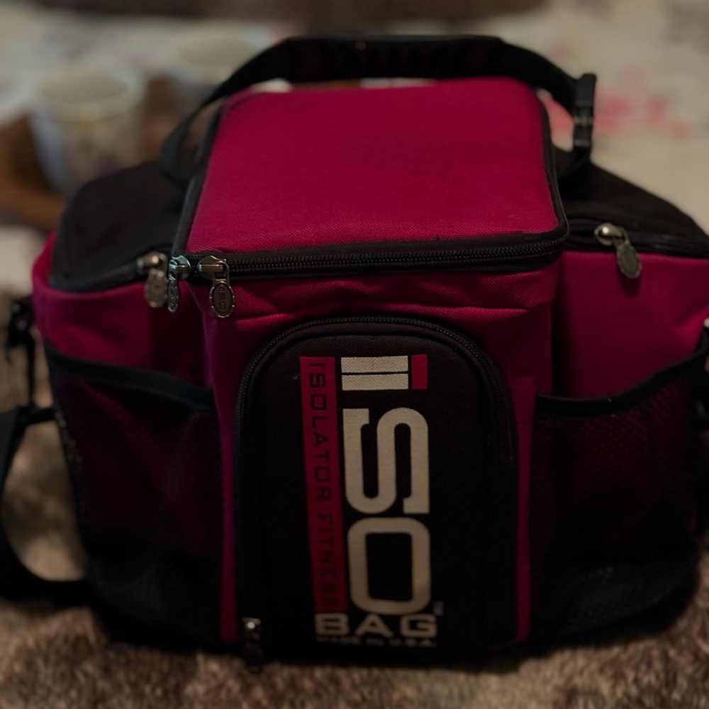 Isolator fitness six meal prep bag